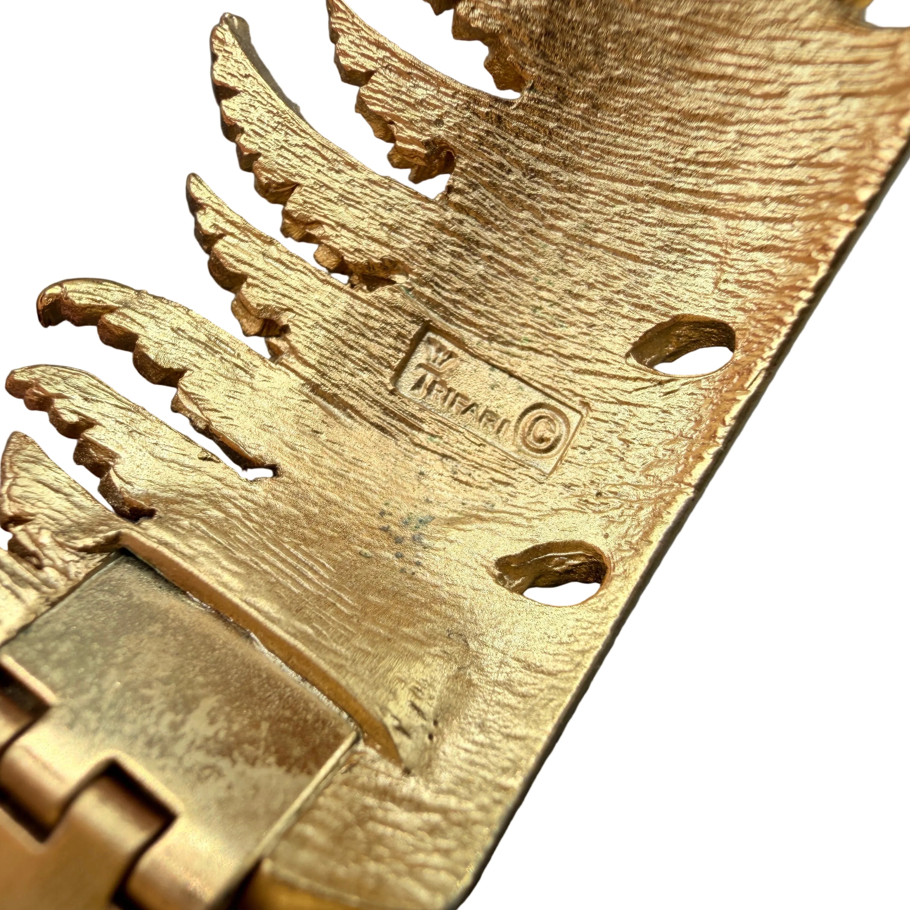 1960s Crown Trifari Gold-Tone Feather Hinged Bangle Bracelet