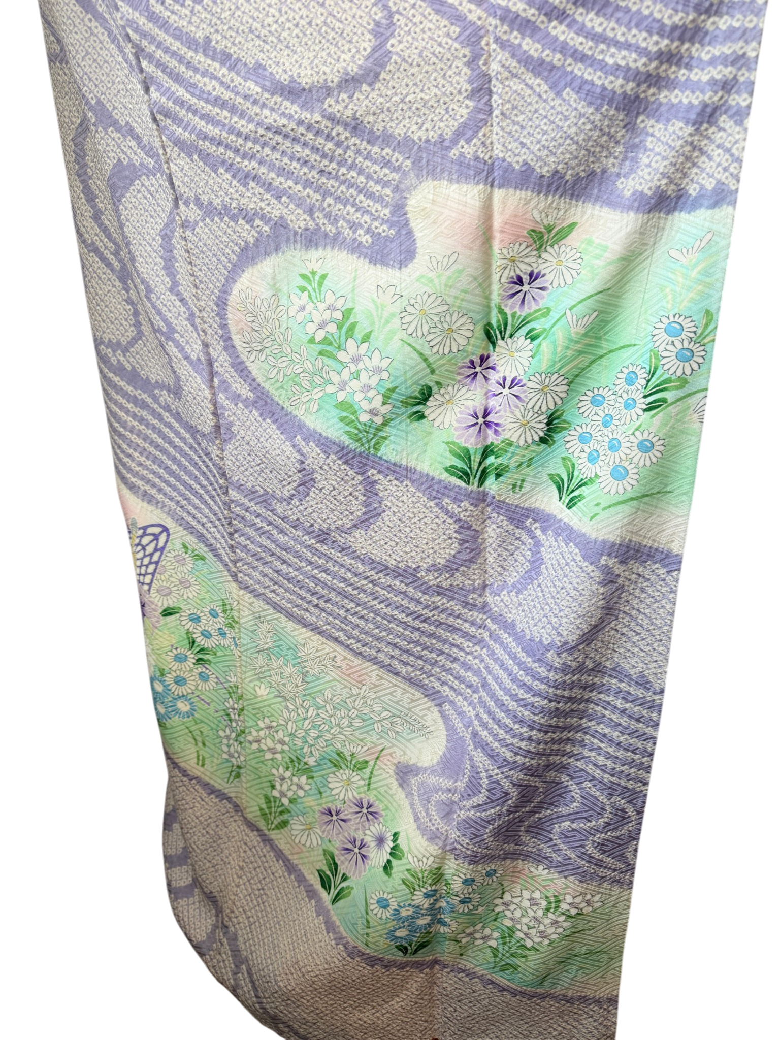 1950s Lavender Silk Floral Traditional Kimono