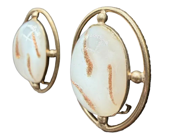 1950s Bergère Gold-Tone Openwork Oval Clip Earrings with Ivory Glitter Cabochons
