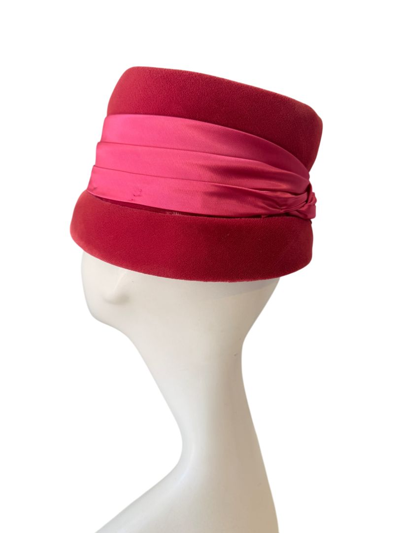 1960s Pink Velvet Bucket Hat with Brooch