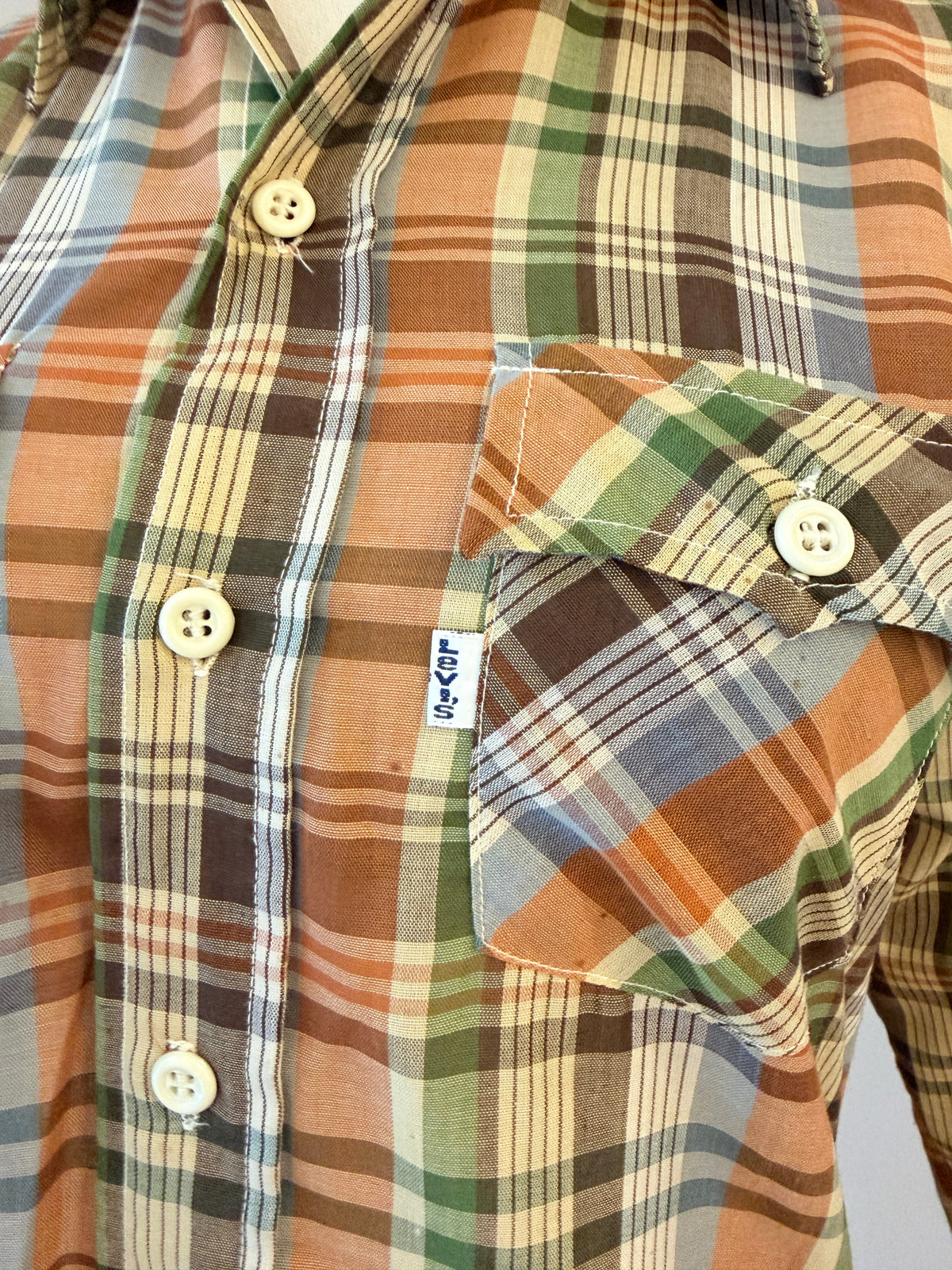 1970s Levi’s Plaid Button-Front Shirt with Dagger Collar & Front Pockets