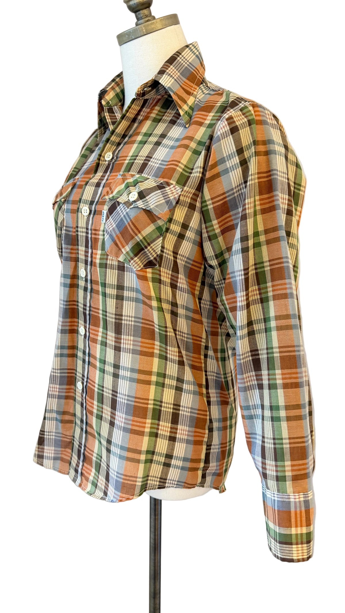 1970s Levi’s Plaid Button-Front Shirt with Dagger Collar & Front Pockets