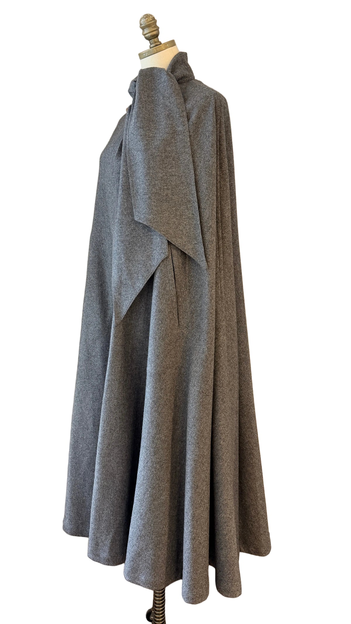 1970s Jaeger Grey Wool Button-Front Cape with Wrap Tie Neckline