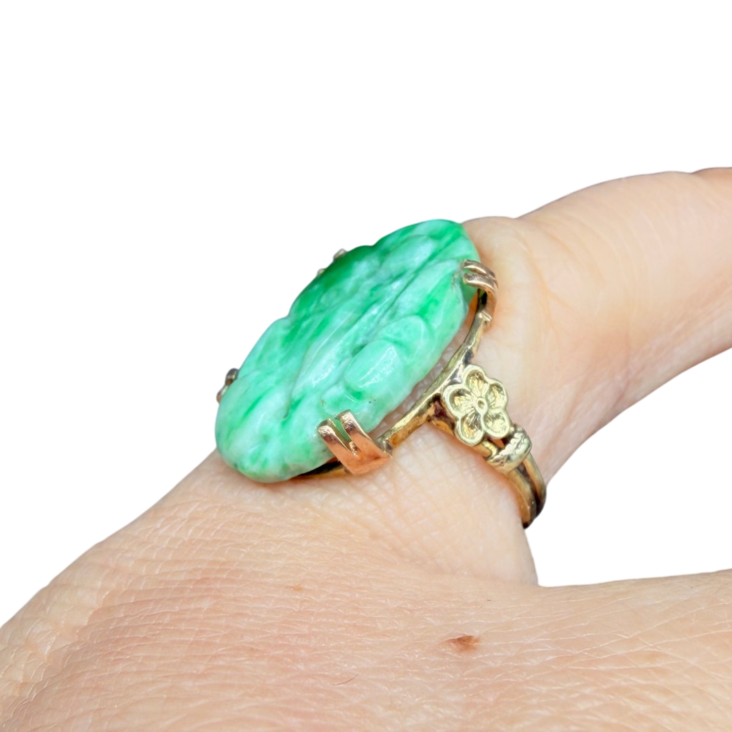 Antique Art Deco 14K Gold Jade Cutout Flower Ring