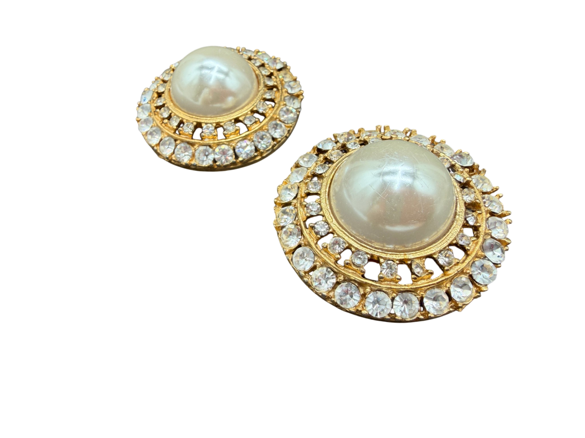 1960s Heidi Daus for Jim Walters Gold-Tone Disc Clip Earrings with Rhinestones and Faux Pearl