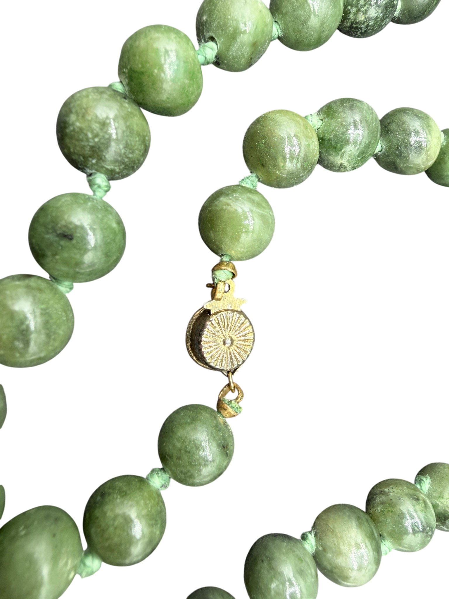1950s Serpentine Hand-Knotted Beaded Necklace