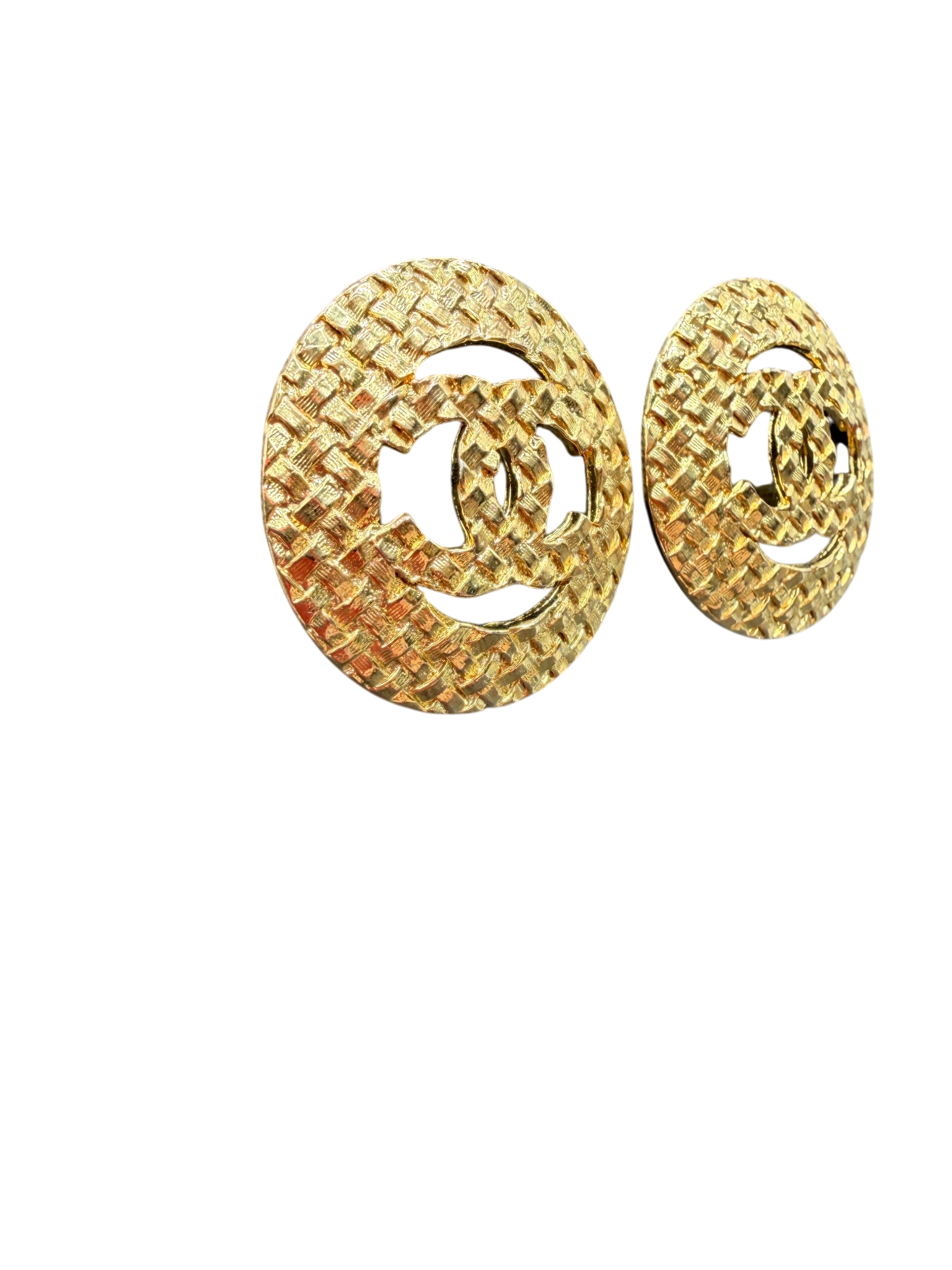 1990s Chanel Gold-Tone Basketweave Circle Clip Earrings with Double C