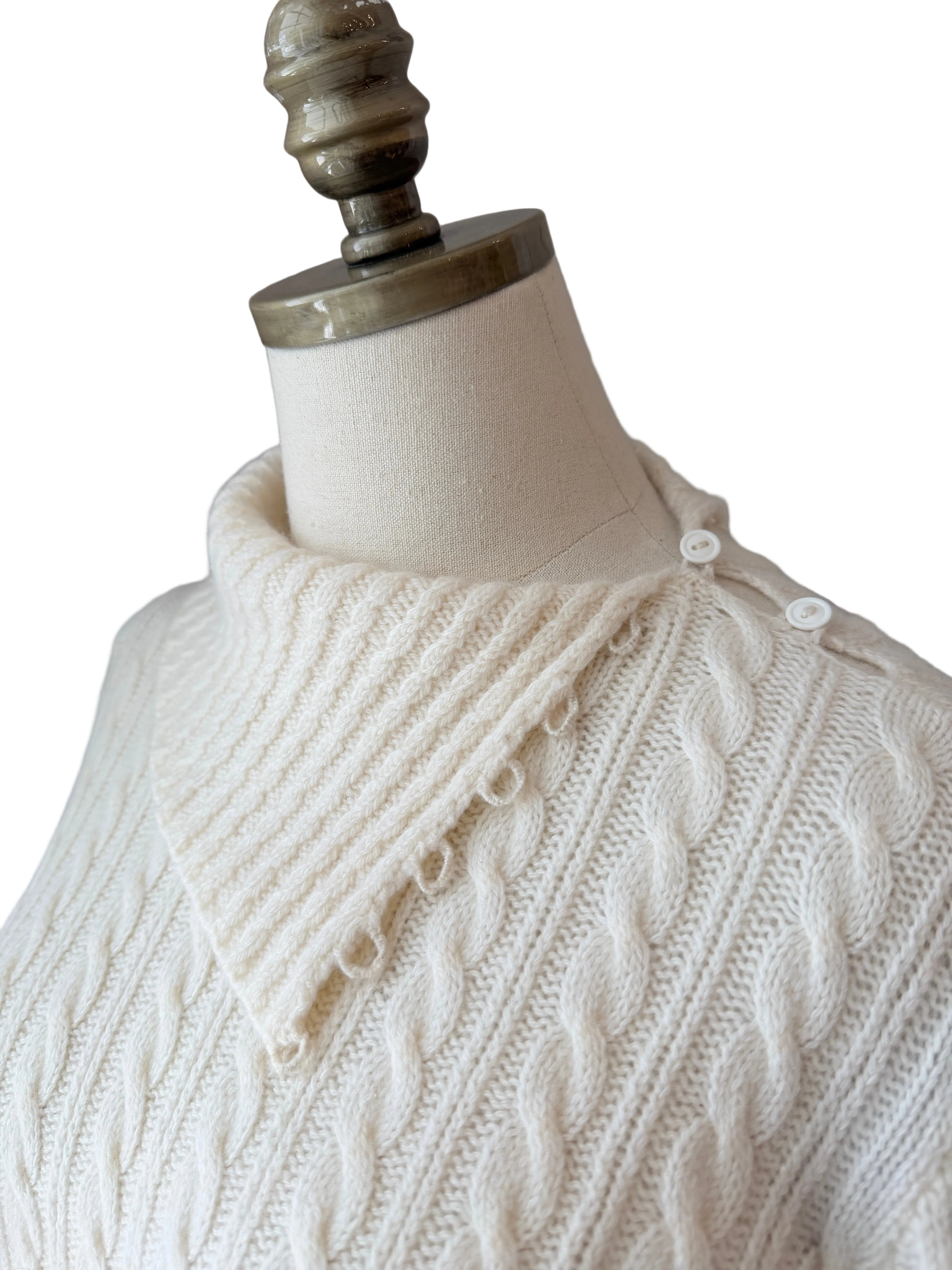 1980s Burberry Ivory Cashmere Cable-Knit Sweater with Handkerchief Collar