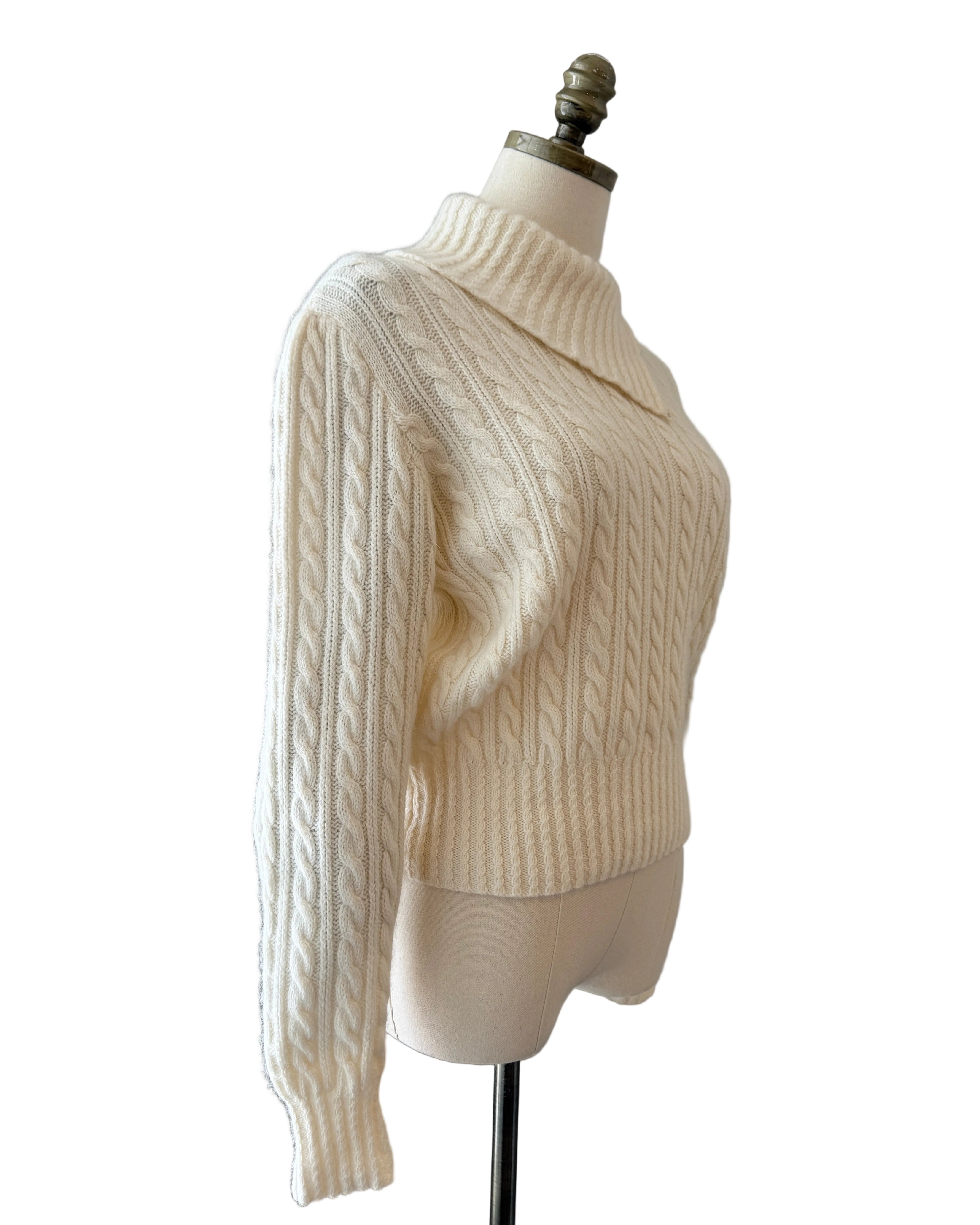 1980s Burberry Ivory Cashmere Cable-Knit Sweater with Handkerchief Collar