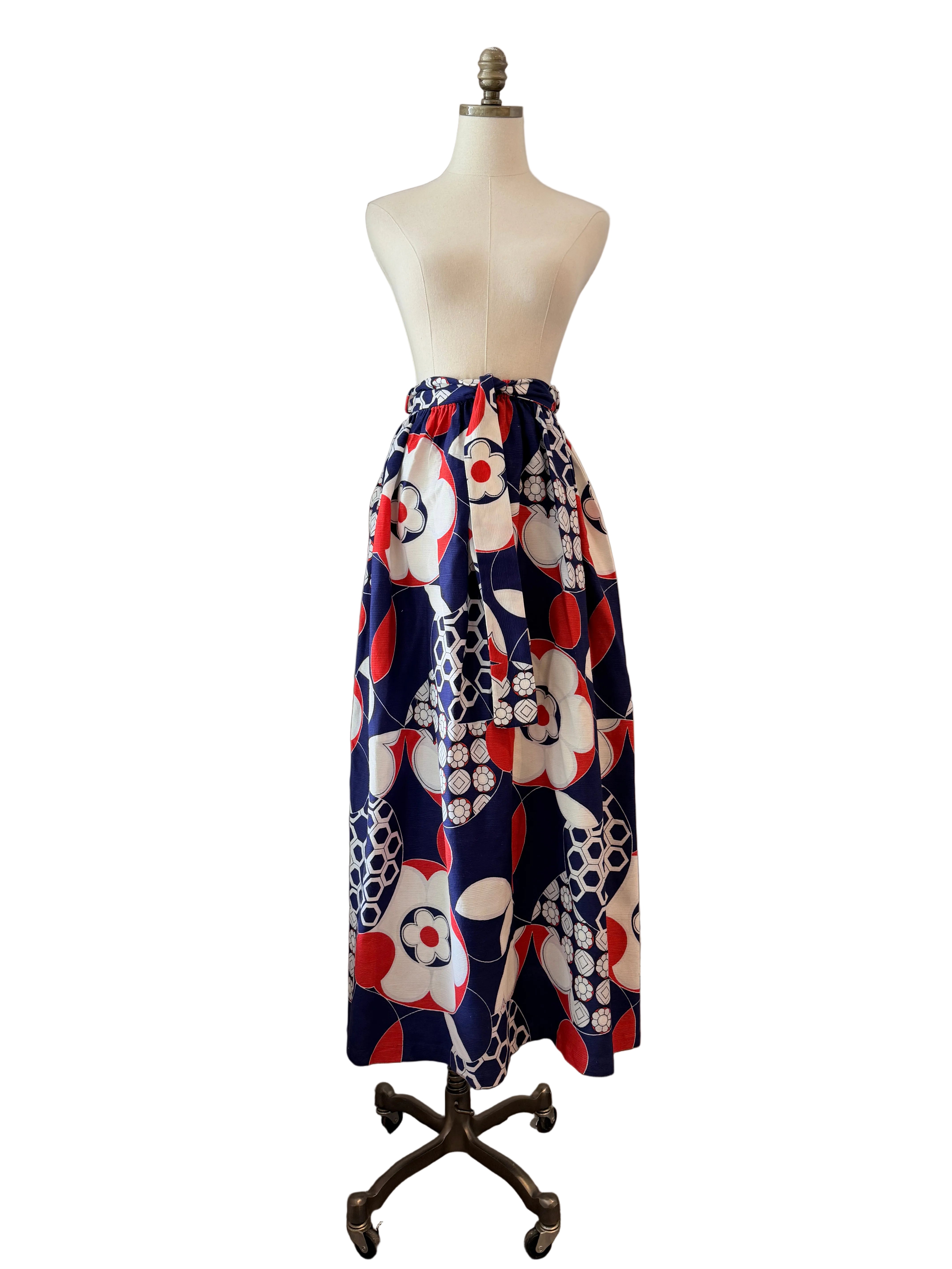 1970s Sears, Roebuck and Co. At Home Wear Hawaiian Tiki Floral Maxi Skirt with Matching Belt