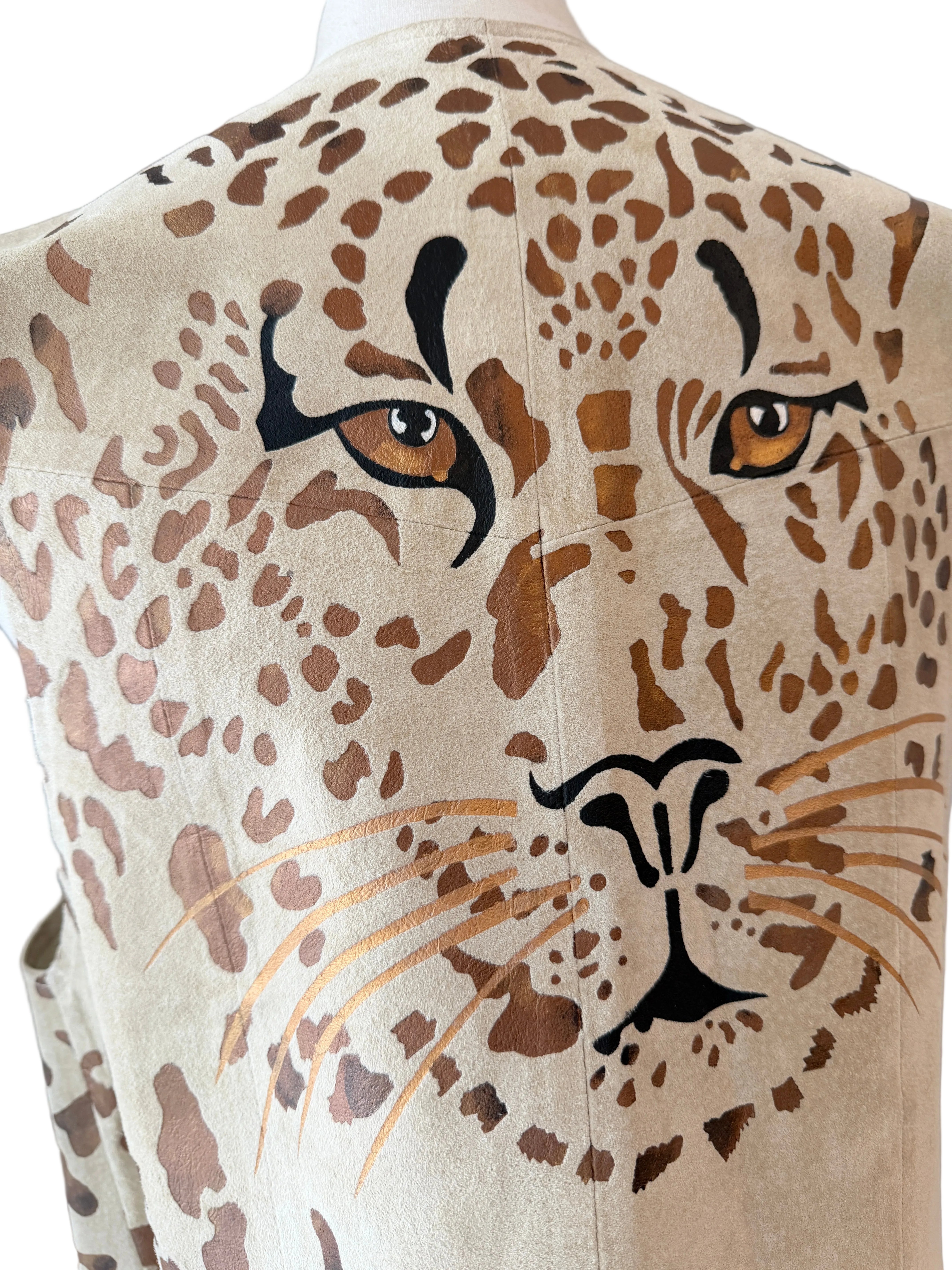 1990s Char Santa Fe Light Gray Suede Vest with Hand-Painted Tiger Motif
