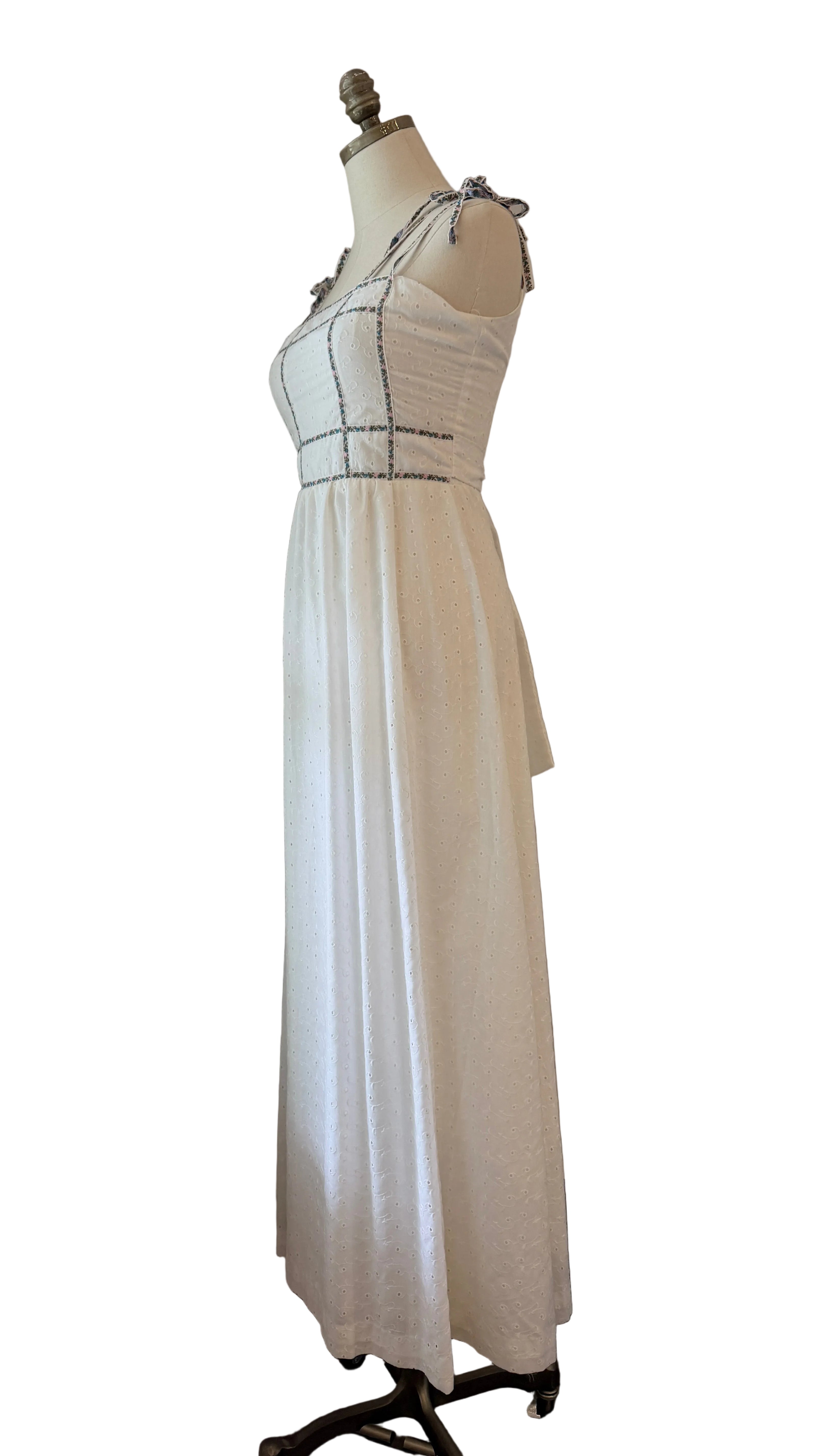 1970s White Cotton Eyelet Maxi Dress with Floral Ribbonwork Bodice