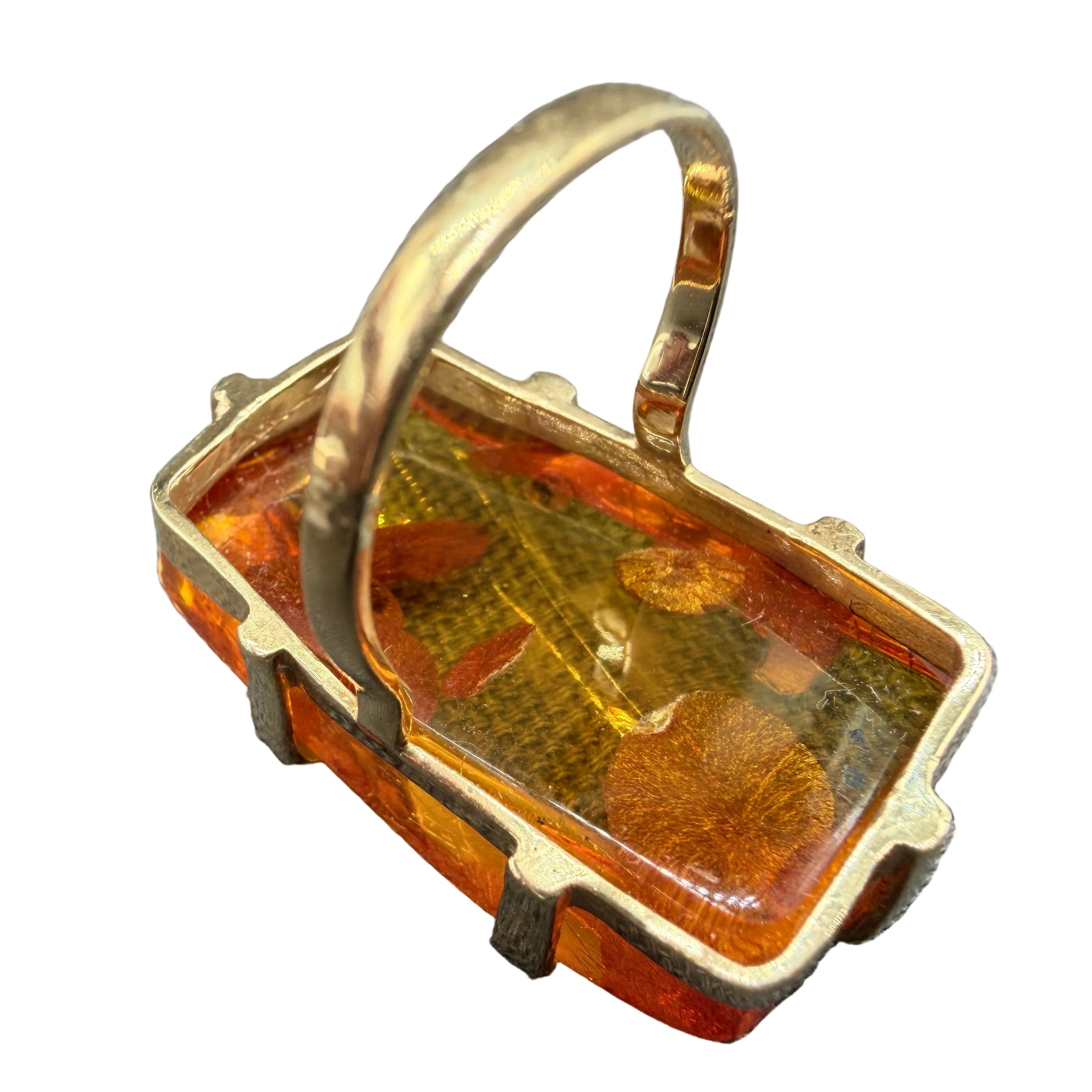 1970s 14K Gold Amber Ring with Sculptural Claw Prongs