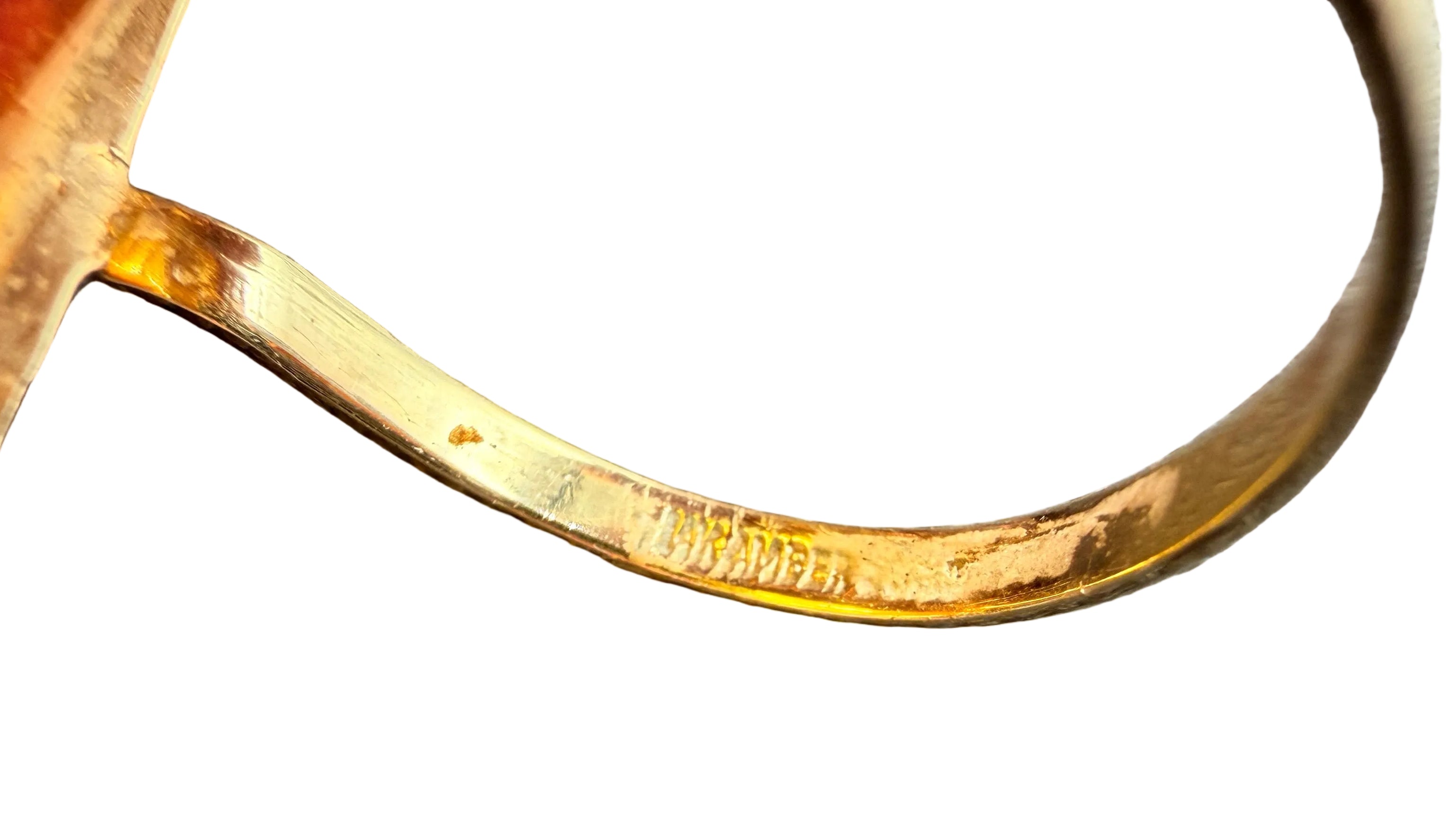 1970s 14K Gold Amber Ring with Sculptural Claw Prongs
