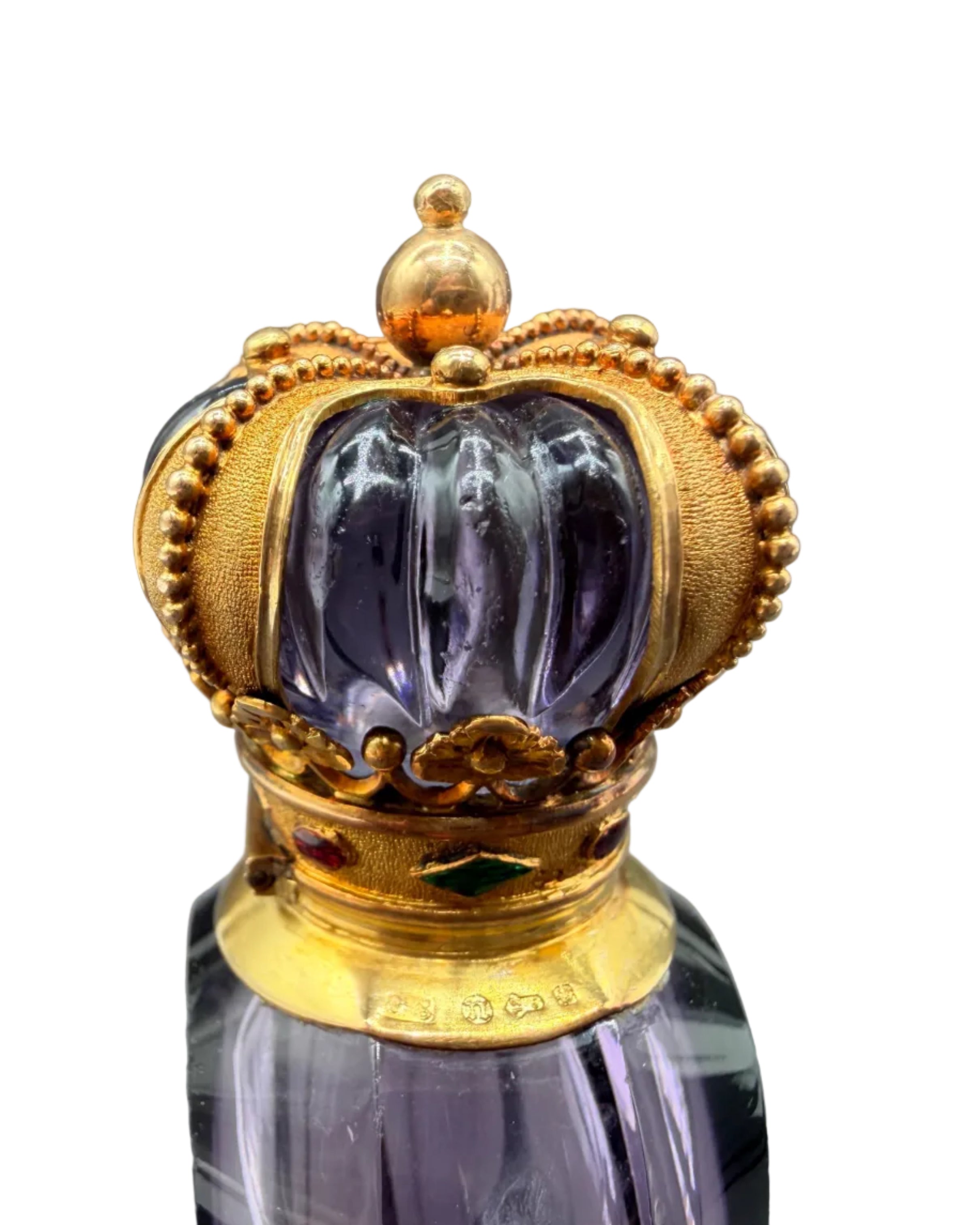 Rare c.1890–1925 Continental 14K Gold-Mounted Faceted Amethyst Glass & Cut Crystal Scent Bottle with Guilloché detail Crown Stopper