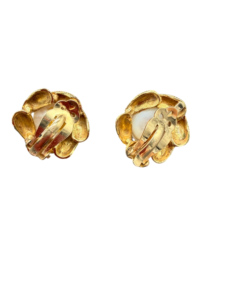 1980s 14K Gold Rope Knot Clip Earrings with Akoya Pearl Centers
