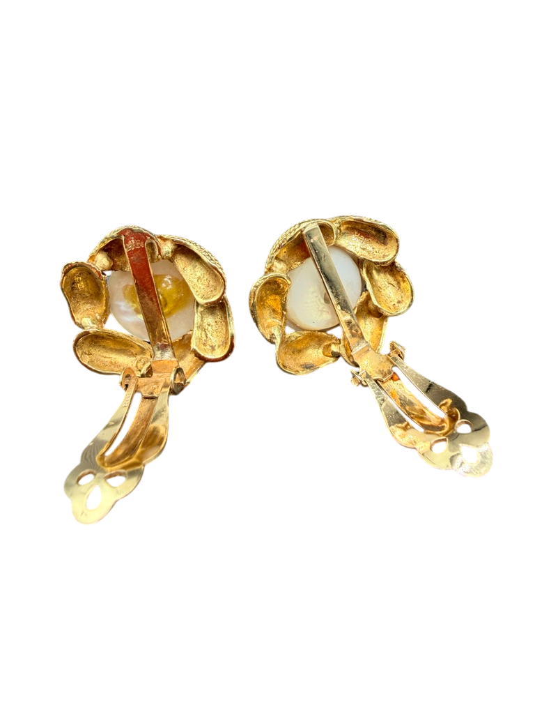 1980s 14K Gold Rope Knot Clip Earrings with Akoya Pearl Centers