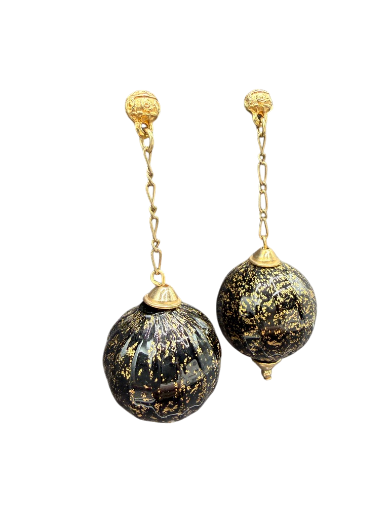 1970s Gold-Tone Stud & Chain Drop Earrings with Black & Gold Speckled Glass Beads