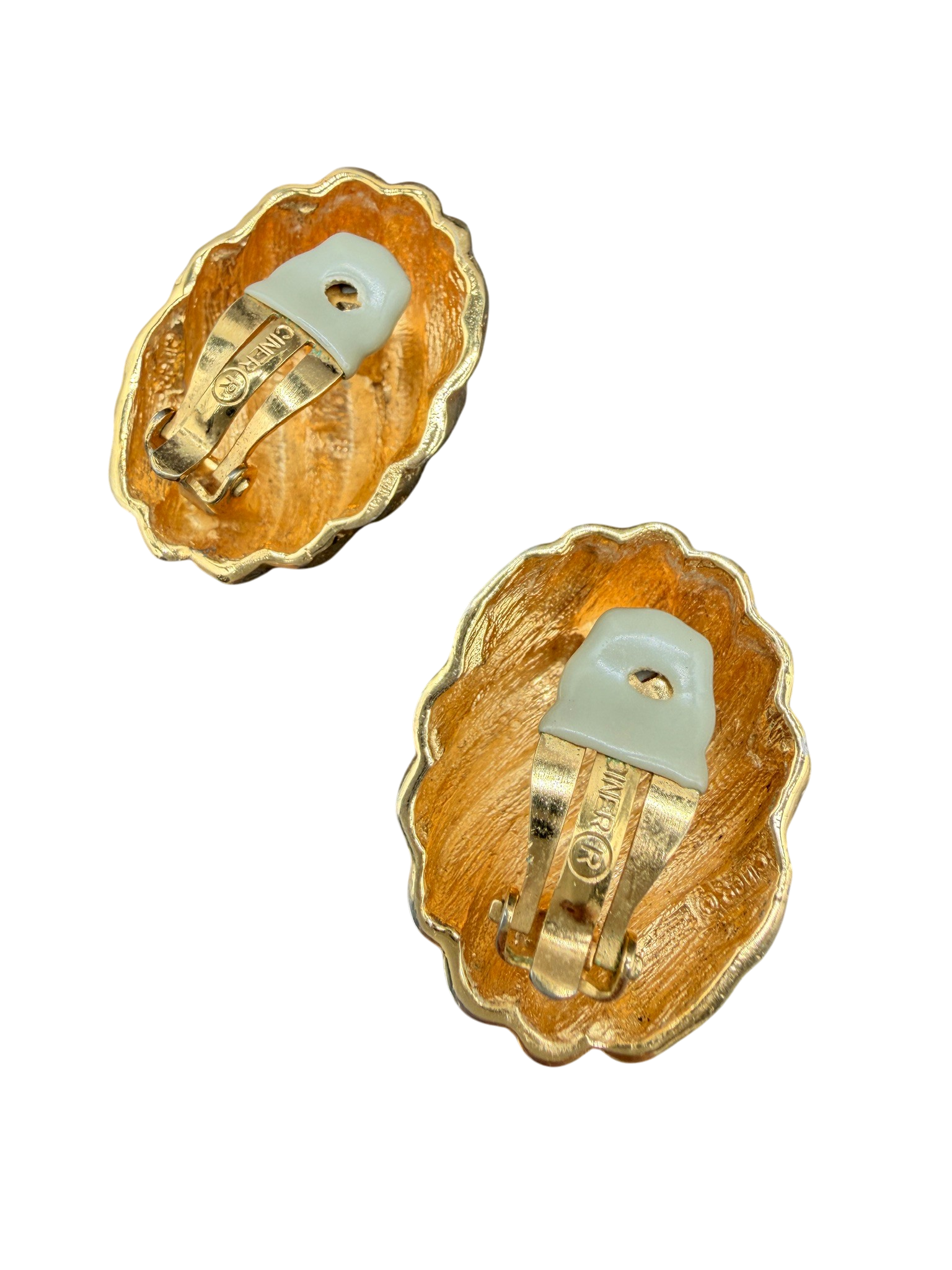 1980s Ciner Gold-Tone Hammered Oval Ribbed Clip Earrings