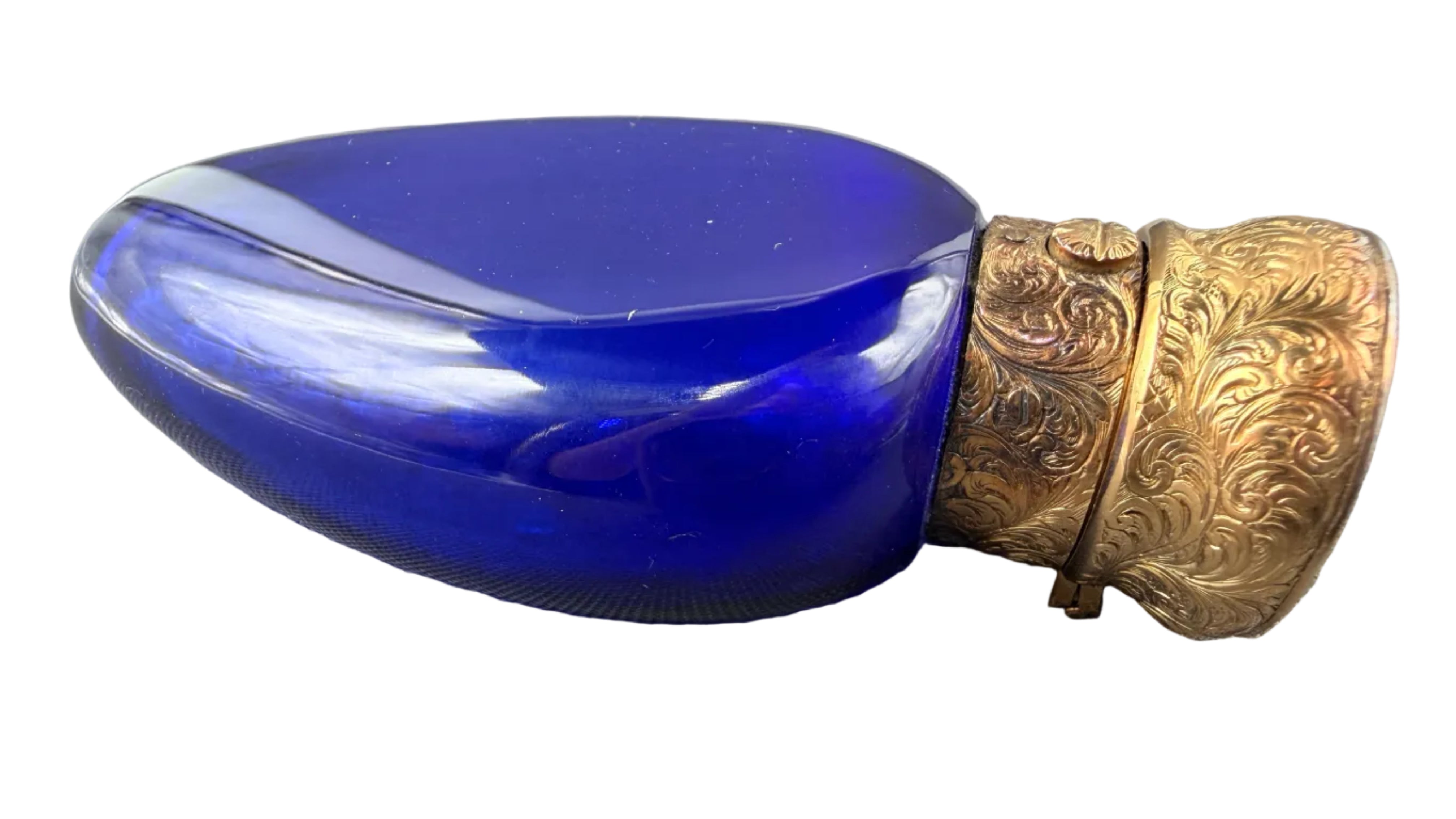 Thomas Diller c.1850 14K Gold-Mounted Cobalt Lead Crystal Scent Bottle