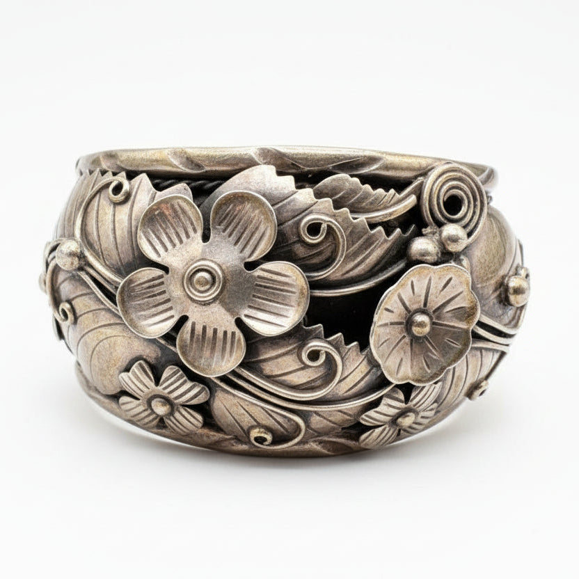 1970s 950 Mexico TA-78 Floral & Leaf 3D Cuff Bracelet