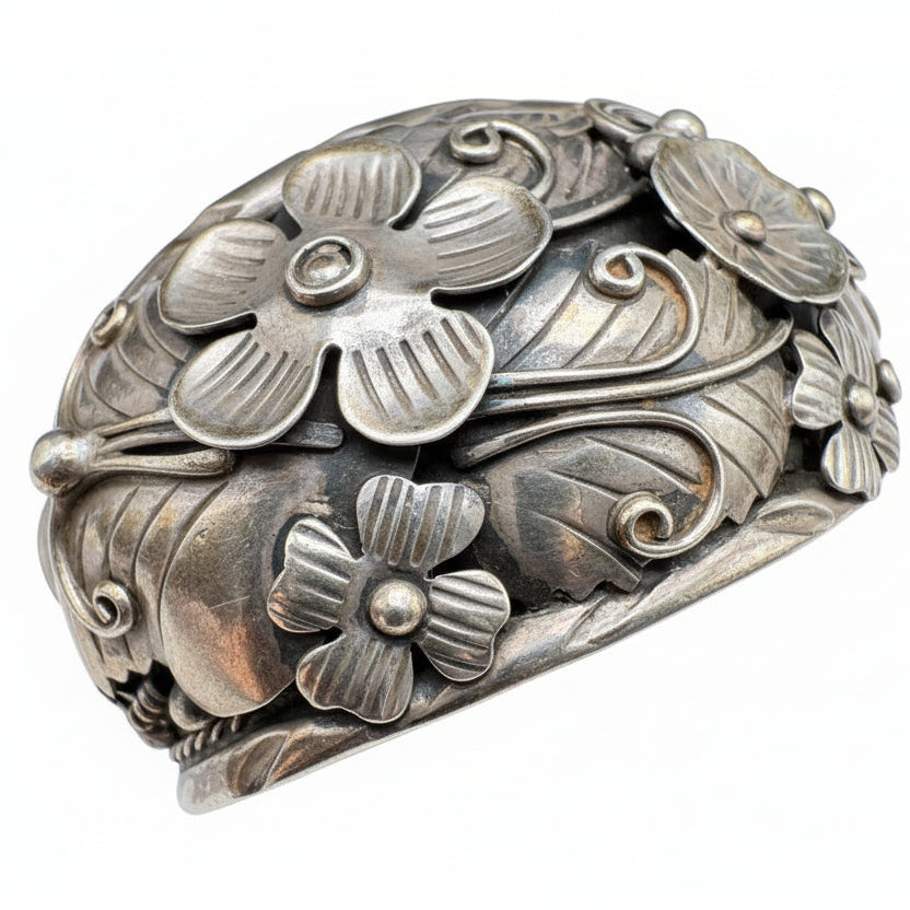 1970s 950 Mexico TA-78 Floral & Leaf 3D Cuff Bracelet