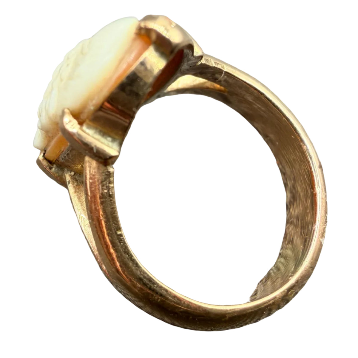 Antique 24K Gold Male Cameo Ring with Left-Facing Portrait