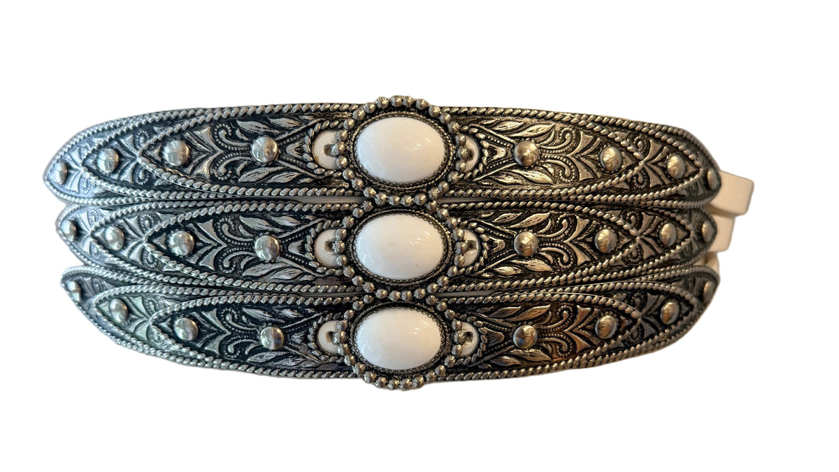 1980s José Cotel White Leather Belt with Sculptural Silver-Tone Triple-Band Front