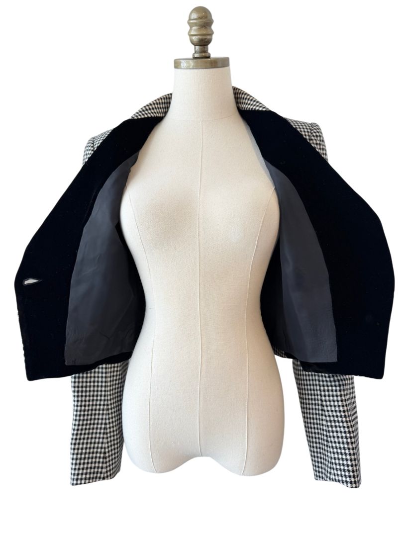 1980s Mort Schrader Black & White Plaid Cropped Blazer with Velvet Collar