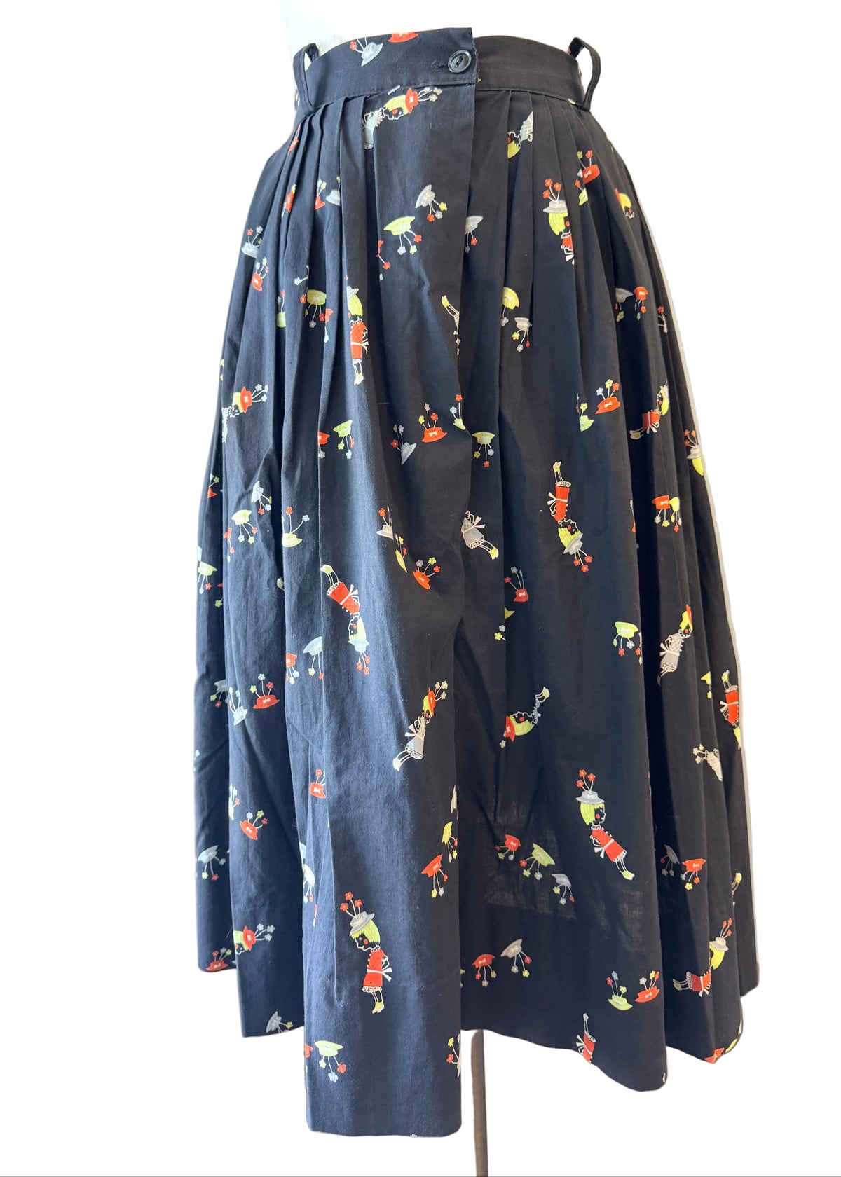 1950s Cotton Pleated Circle Skirt with Whimsical Hats & Girl Character Novelty Print
