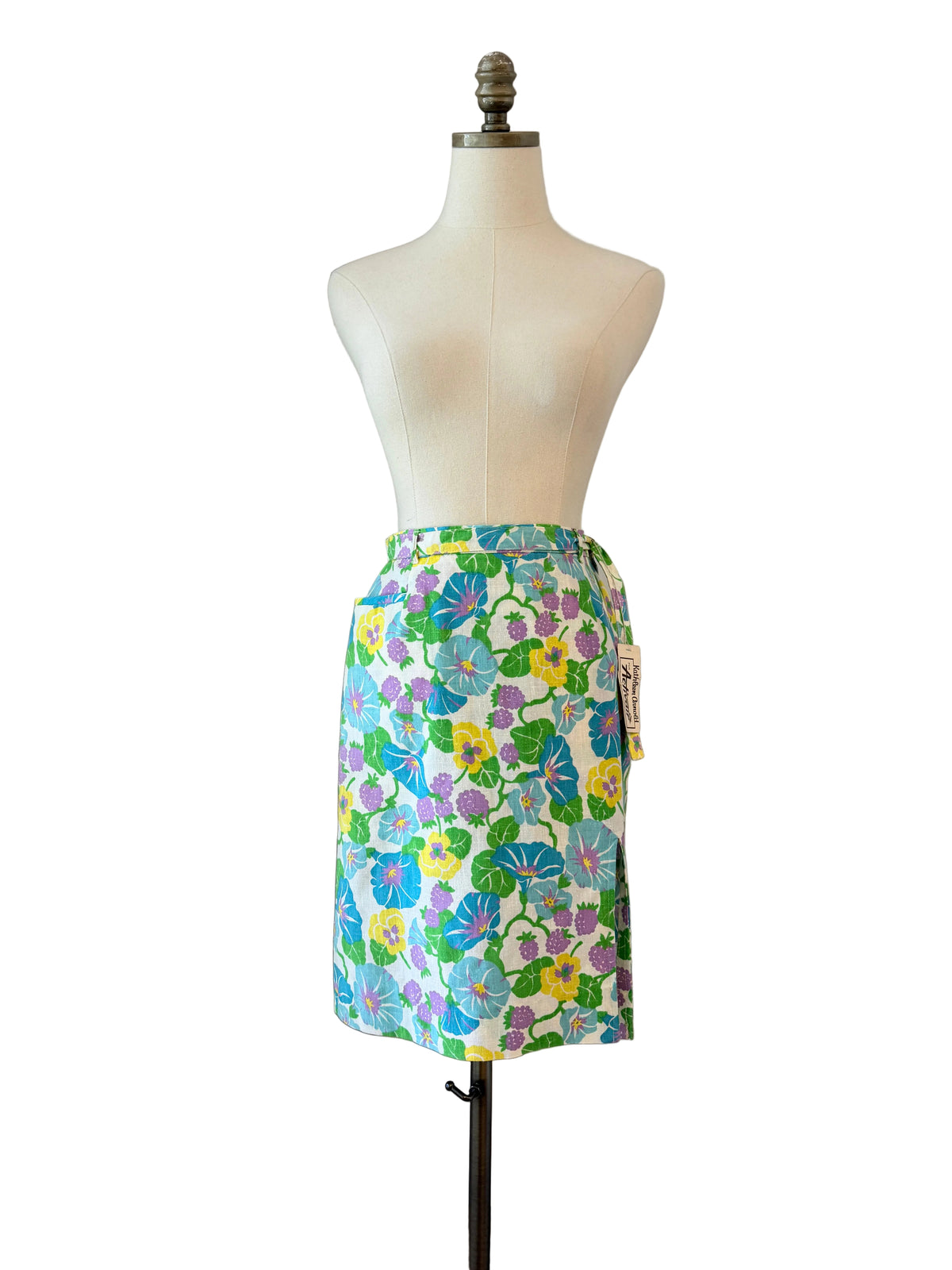1960s Kathleen Arnold for Activair Floral Skort with Matching Belt