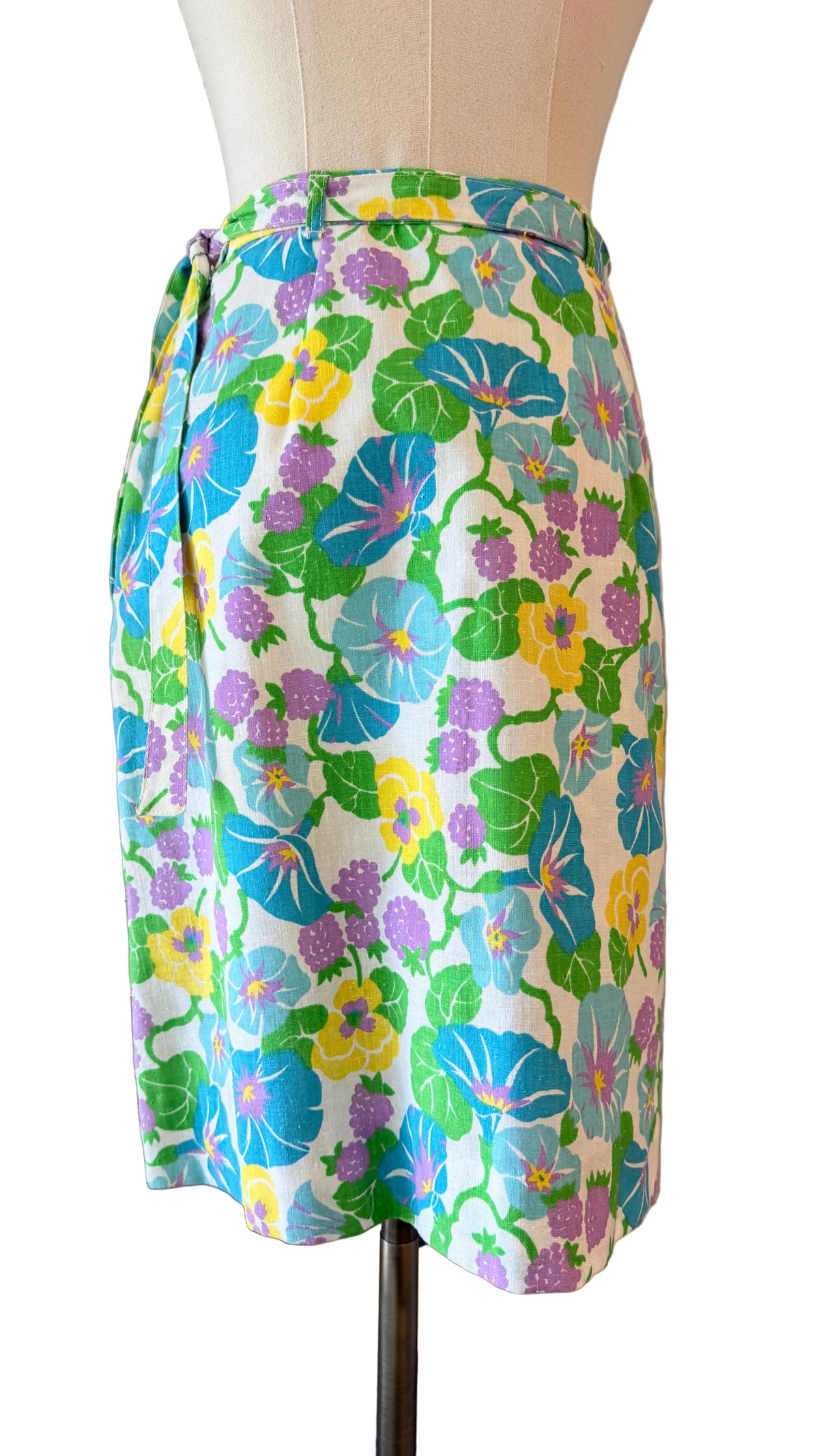 1960s Kathleen Arnold for Activair Floral Skort with Matching Belt