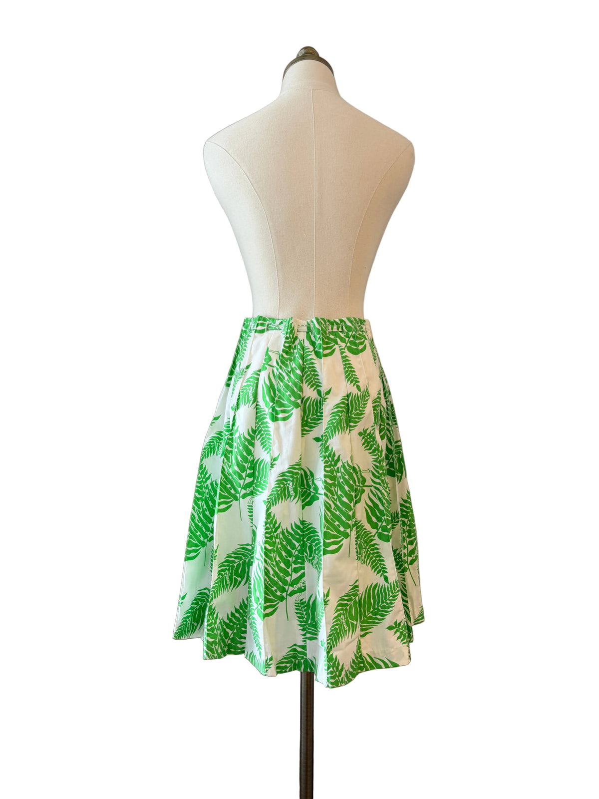 1970s Julia Montgomery Frog Tog Pleated Button-Front Fern Print Skort