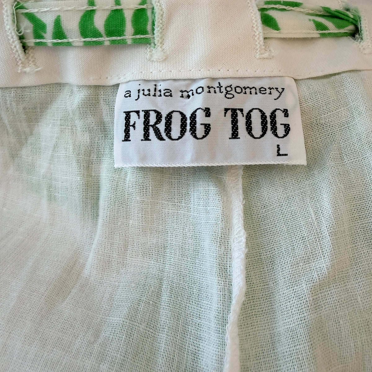 1970s Julia Montgomery Frog Tog Pleated Button-Front Fern Print Skort