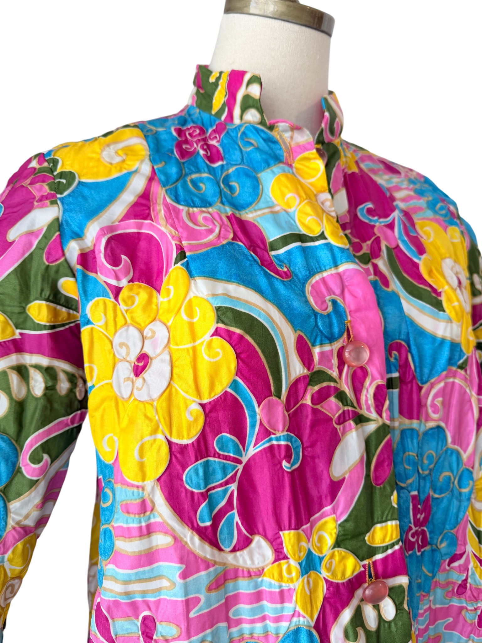 1960s Saks Fifth Avenue Colorful Floral Button-Front House Coat