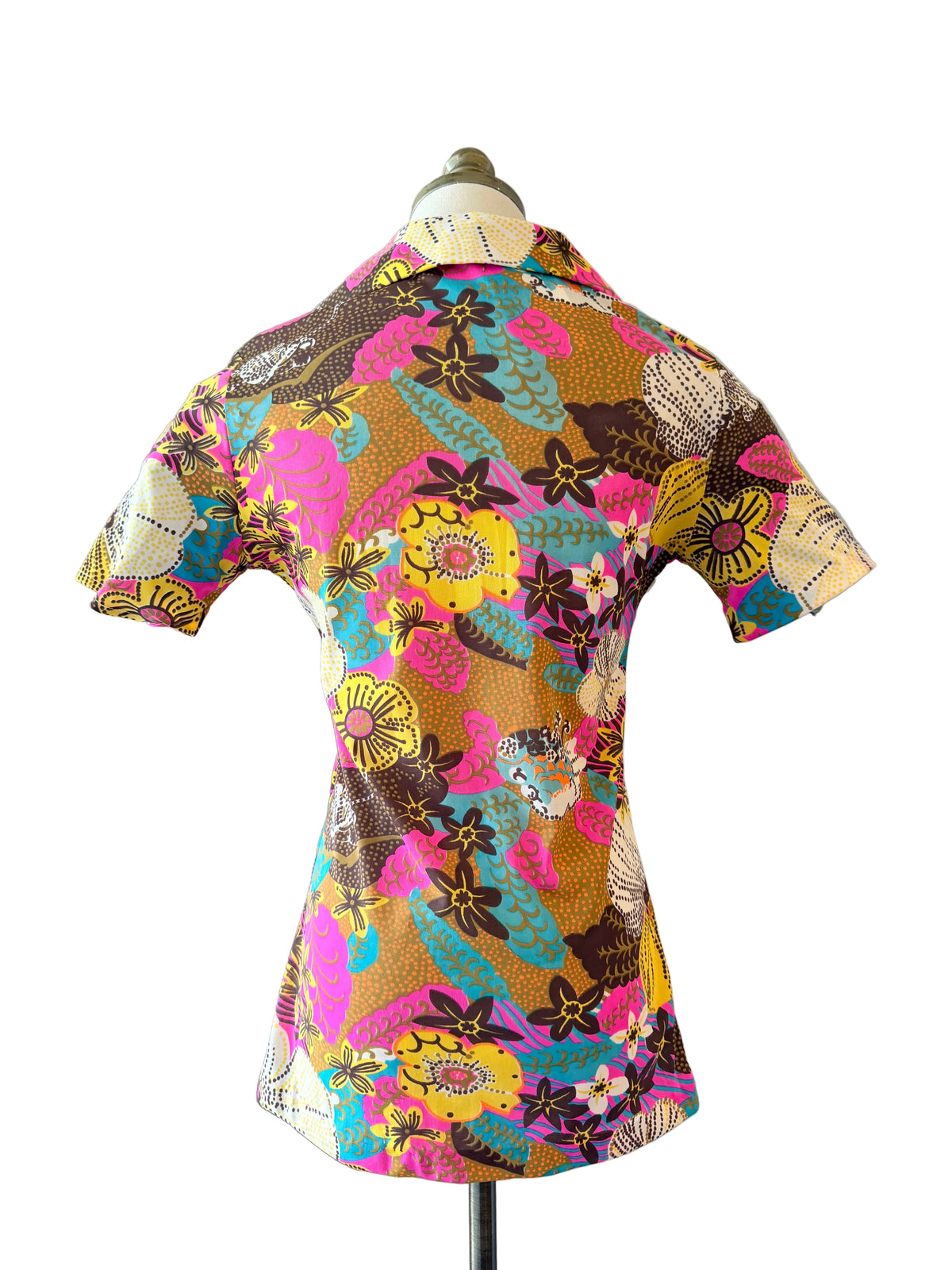 1960s Division II by Kadet-Kruger Nylon Mod Print Shirt with Dagger Collar