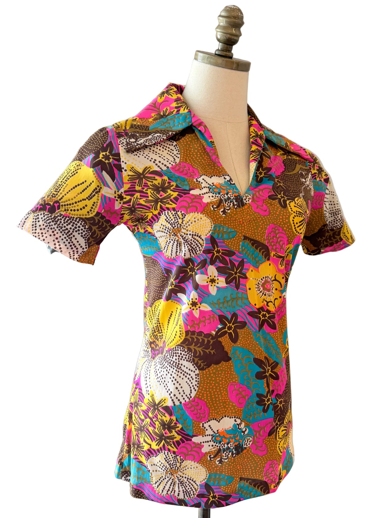 1960s Division II by Kadet-Kruger Nylon Mod Print Shirt with Dagger Collar