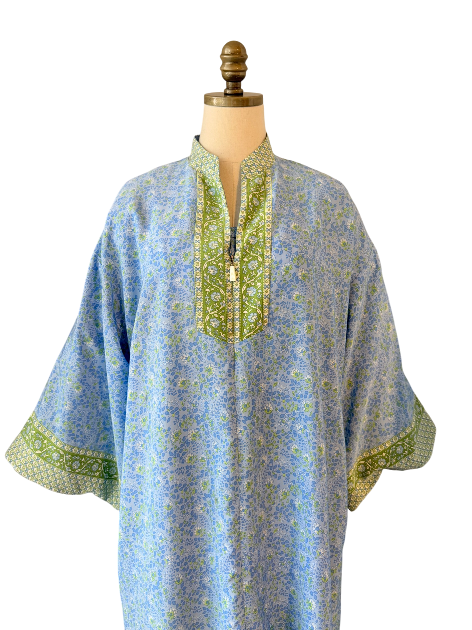 1990s Oscar de la Renta Babydoll Nightgown & Zip-Front Robe Set (2-Piece)