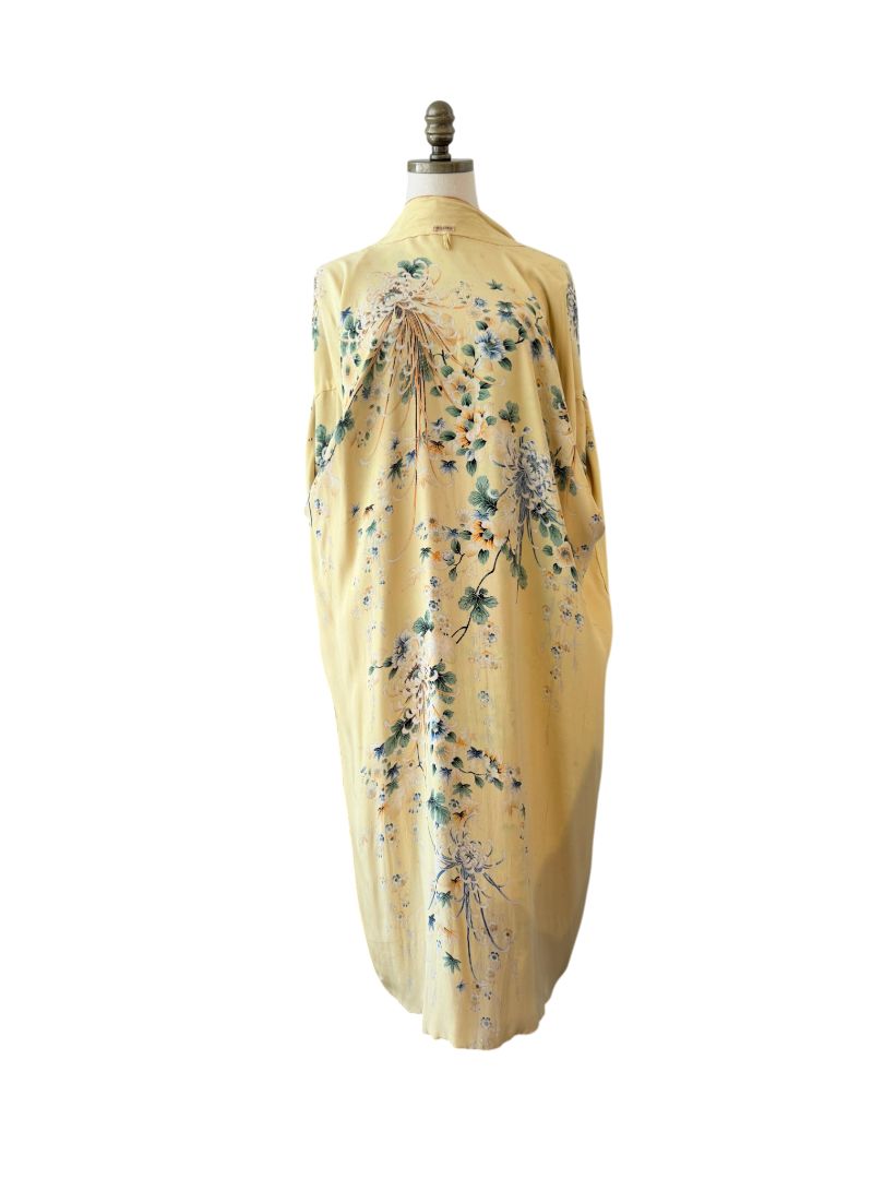 JW41 1940s peach silk peony floral long kimono