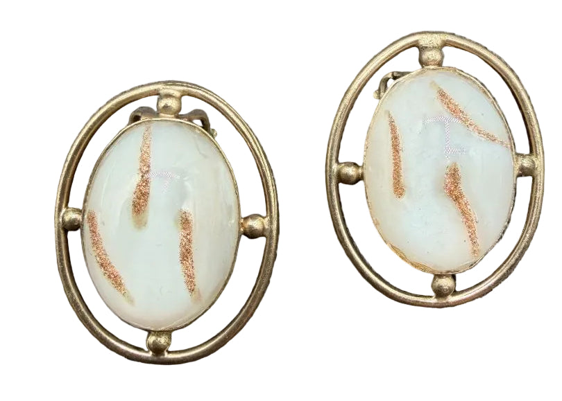 1950s Bergère Gold-Tone Openwork Oval Clip Earrings with Ivory Glitter Cabochons