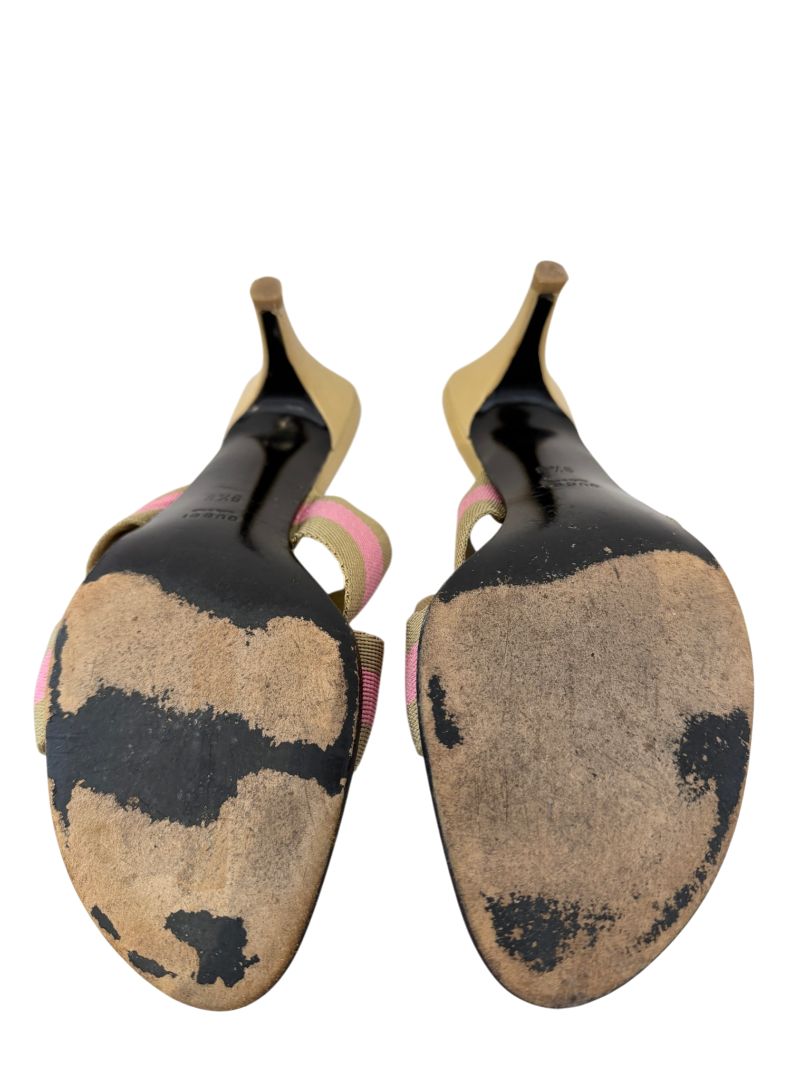 Gucci Buck Leather Kitten Heel Thong Sandals with Pink & Beige Canvas Strap