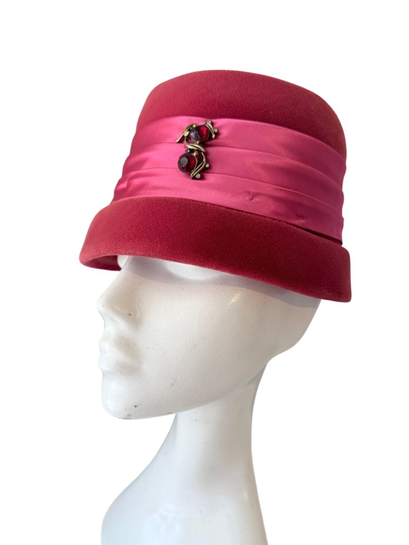 1960s Pink Velvet Bucket Hat with Brooch