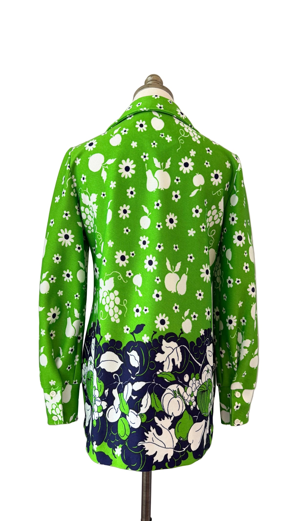 1970s Russ Daisy & Fruit Novelty Print Polyester Tunic Blouse with Dagger Collar