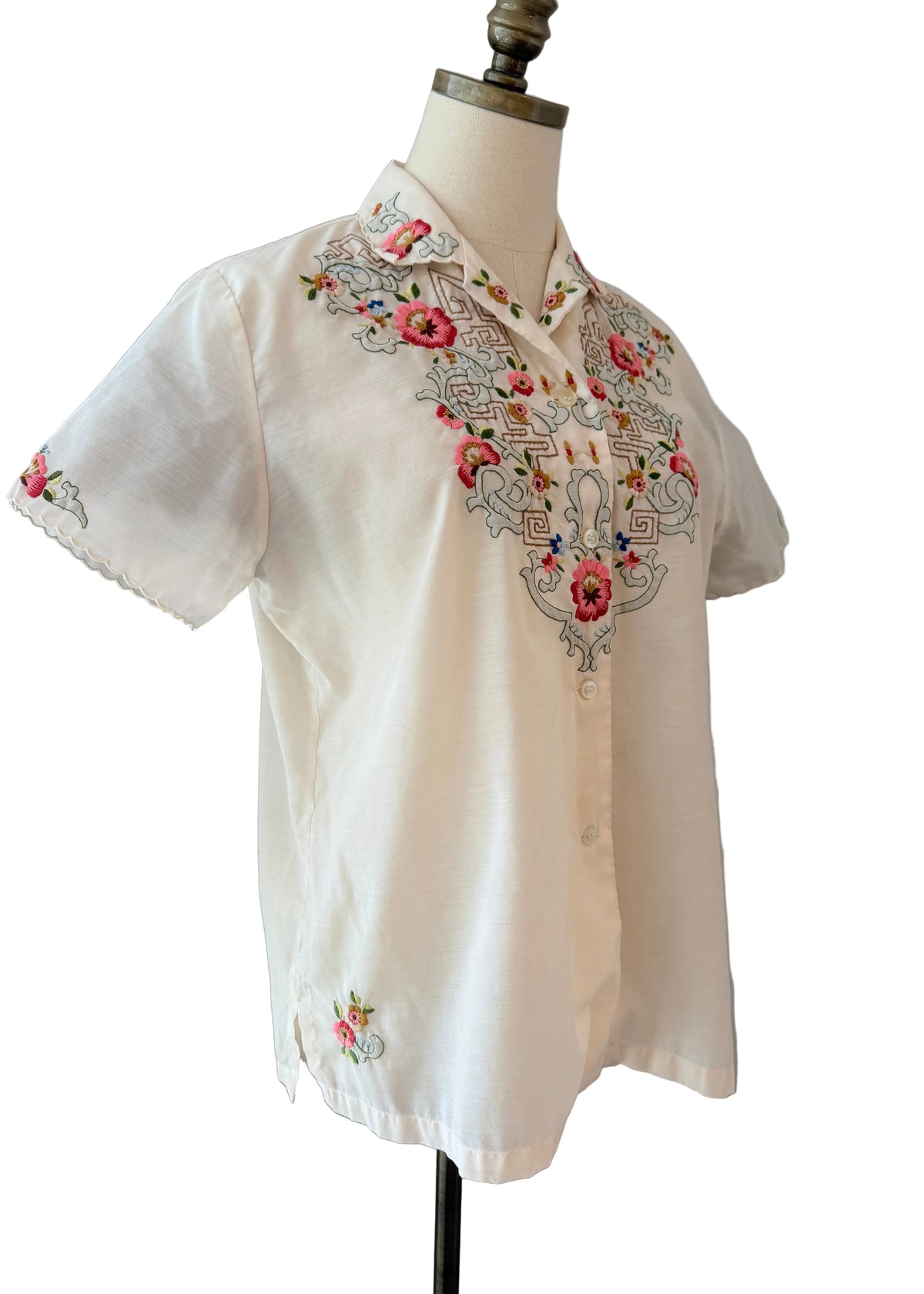 1960s Daffodil Ivory Hand-Embroidered Short-Sleeve Button-Front Top