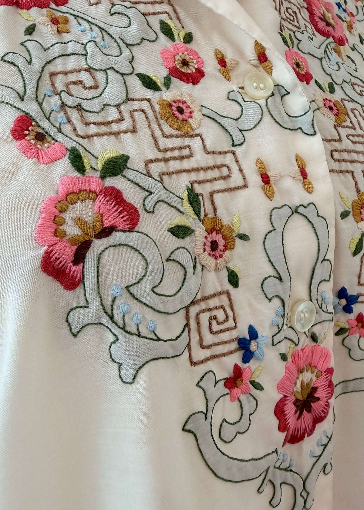 1960s Daffodil Ivory Hand-Embroidered Short-Sleeve Button-Front Top