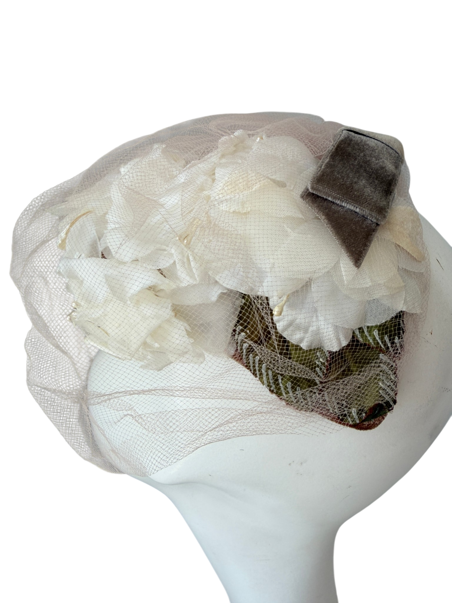 1940s Ivory Silk Floral Fascinator with Velvet Bow and Blush Netting