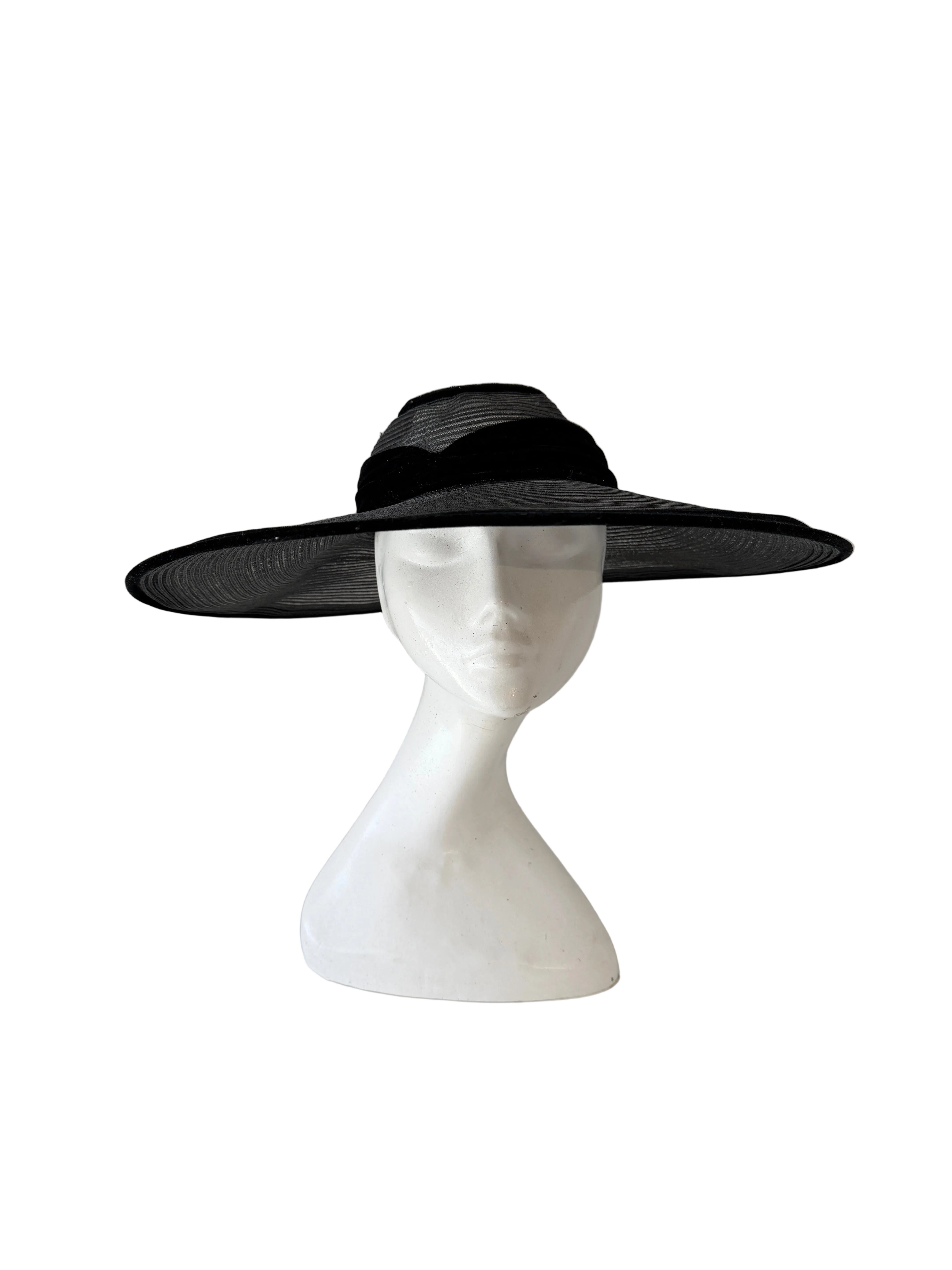 1950s Black Mesh Open-Top Cartwheel Hat with Velvet Trim and Bow
