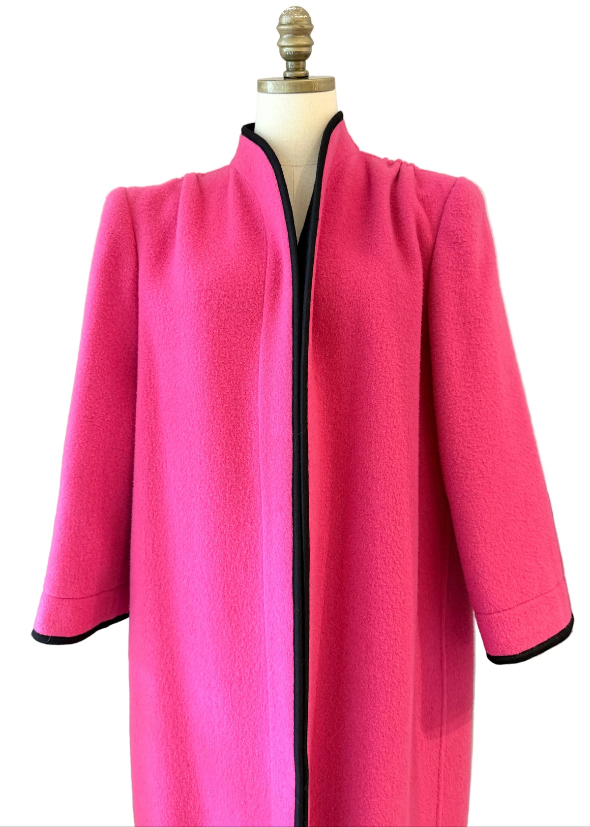 1980s Lanvin Paris Pink Felted Wool Full-Length Open Coat with Pleated Shoulders
