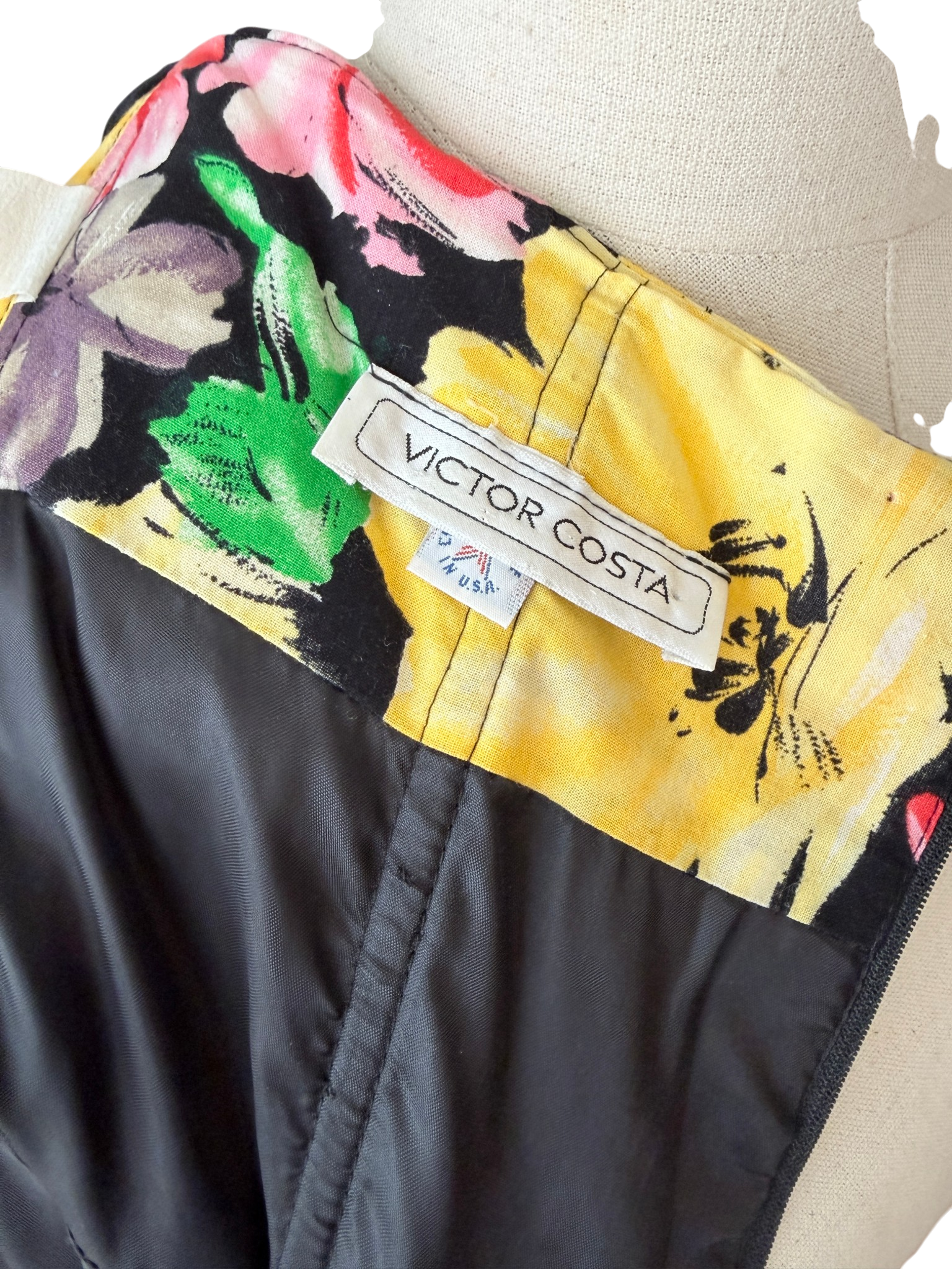 1980s Victor Costa Floral Strapless Cotton Dress with Ruched Waist and Balloon Skirt