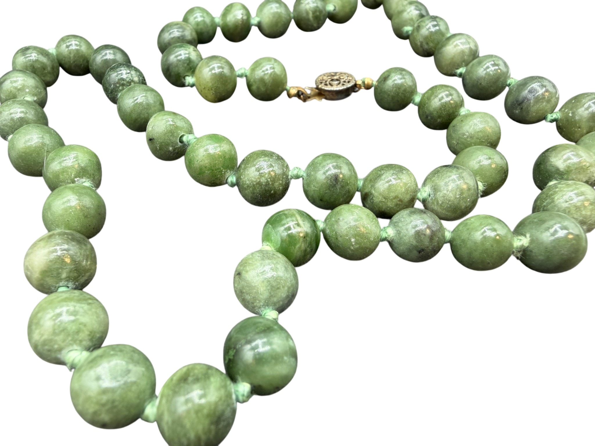 1950s Serpentine Hand-Knotted Beaded Necklace